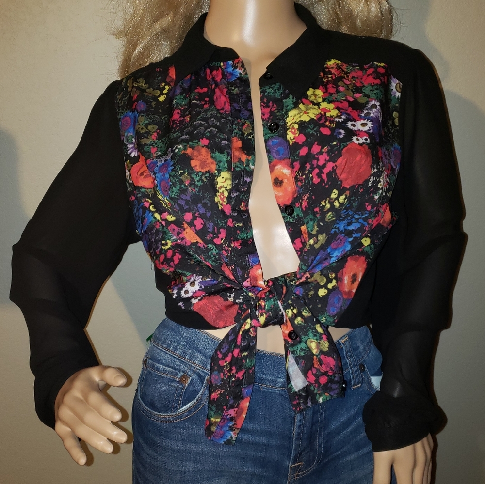 🔥F21 Colorful Button Down | Sz M - Picture 2 of 3